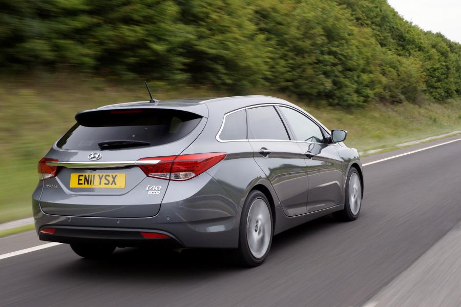  Hyundai i40 Station Wagon CRDi 2011 года  (UK) (фото 2 из 146)